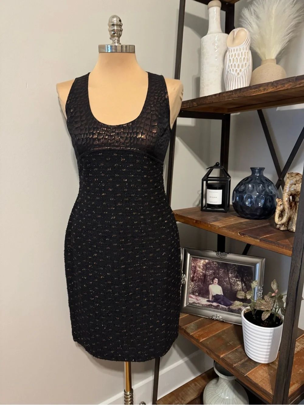 NWT St. John Black Caviar Shimmer Evening Cocktail Dress Size 6 Metallic